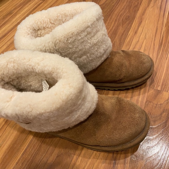 UGG BOOTS💗 - Picture 8 of 10